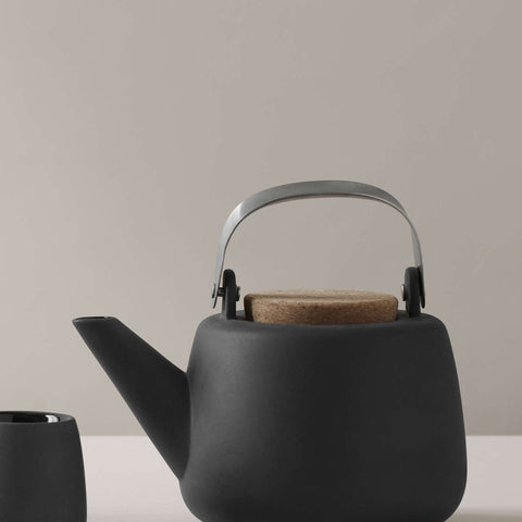 Dinnerware
